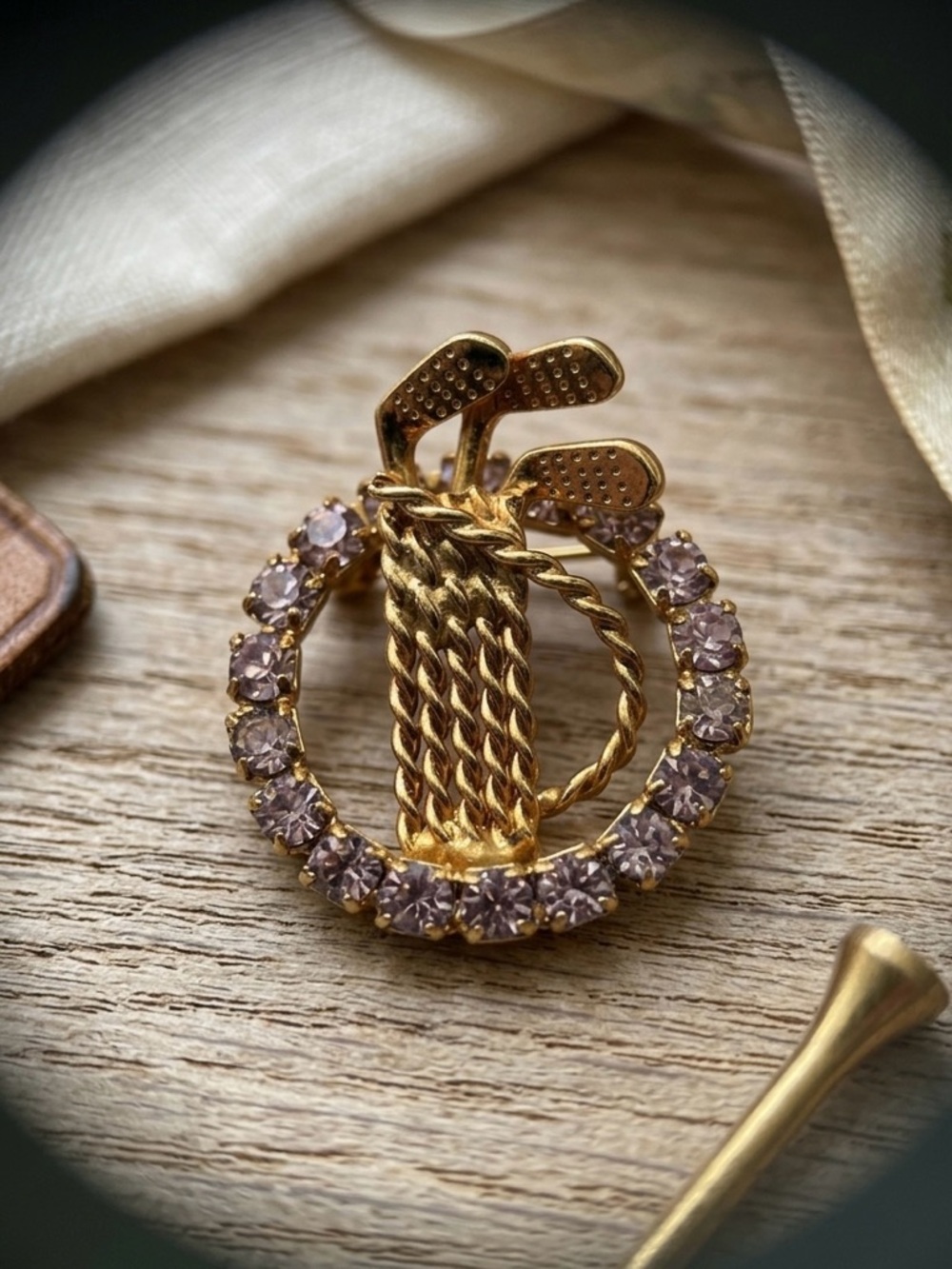 Vintage Lavender Rhinestone Golf Club Bag Brooch - Gold Tone Sporty Chic